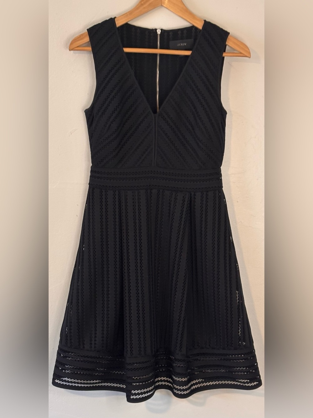 J Crew Striped Eyelet V Neck A Line Fit and Flare Dress Size 0 Sleeveless